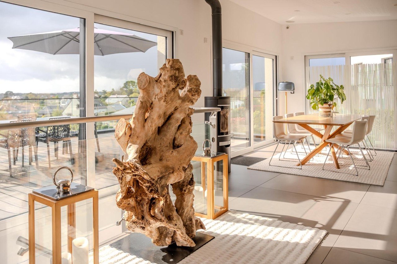Séjour ouvert sur la terrasse